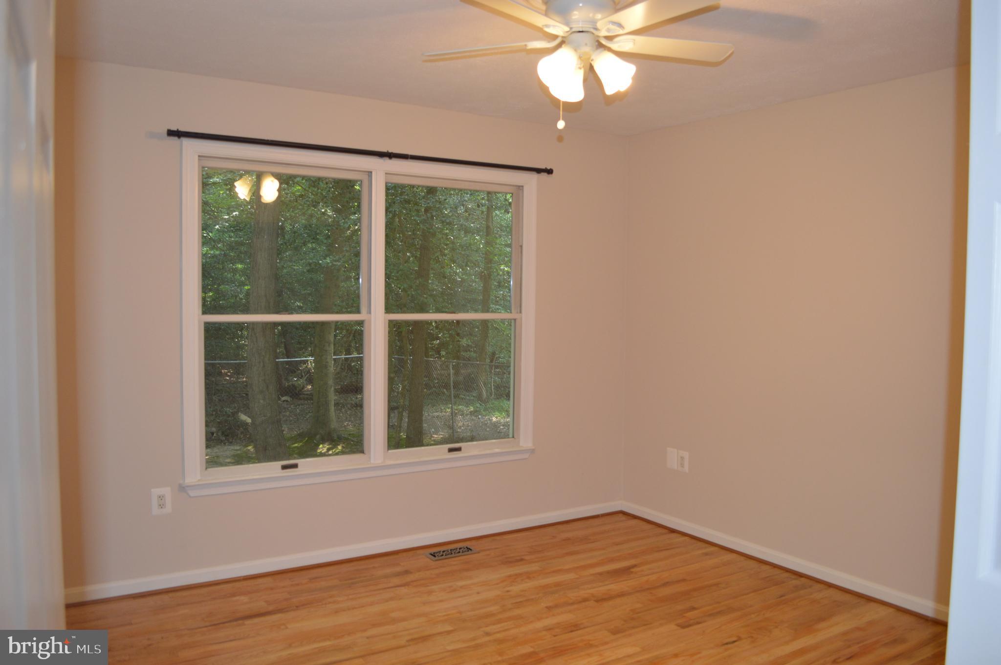 DRUM POINT - Residential Lease