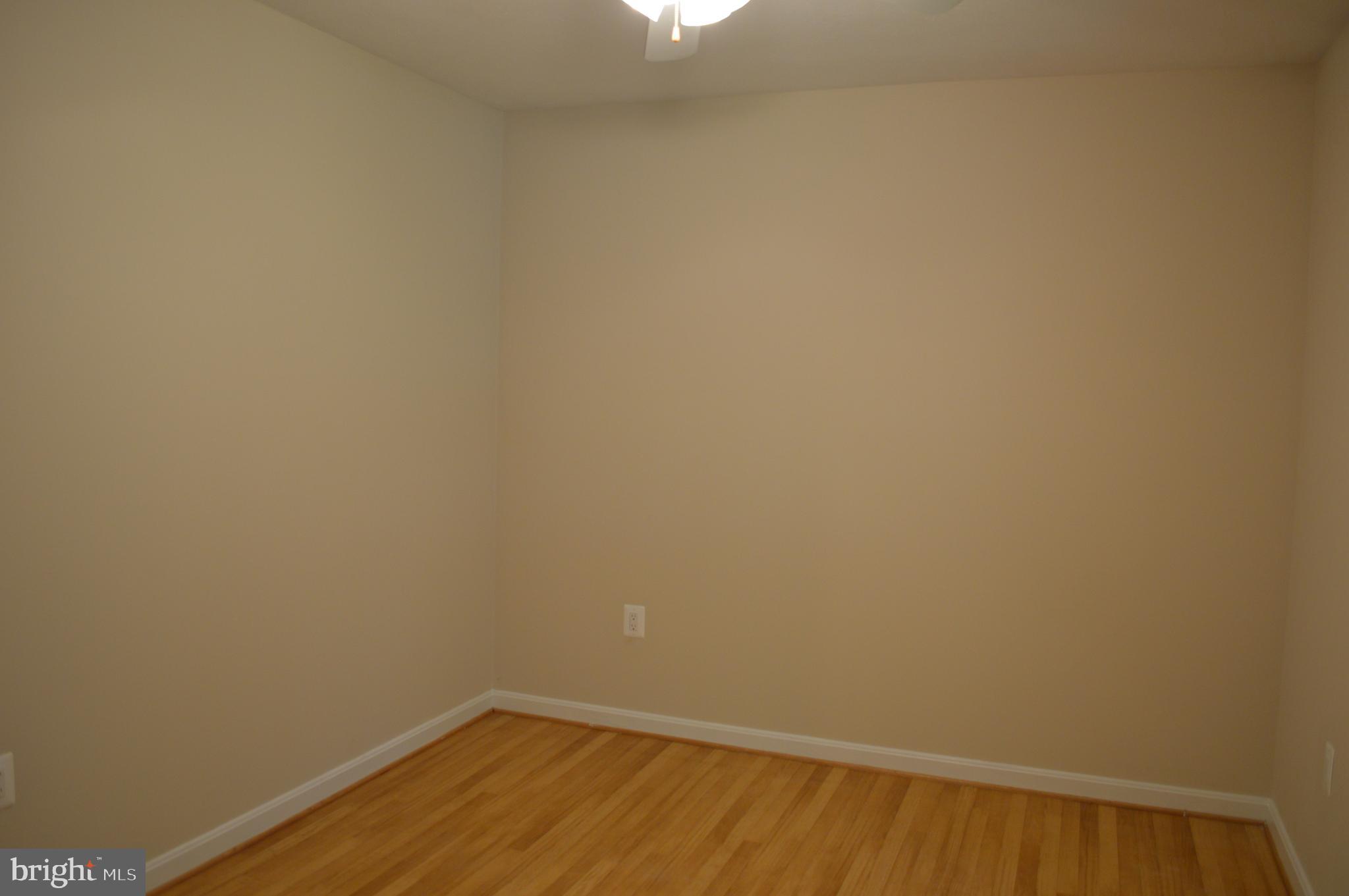 DRUM POINT - Residential Lease