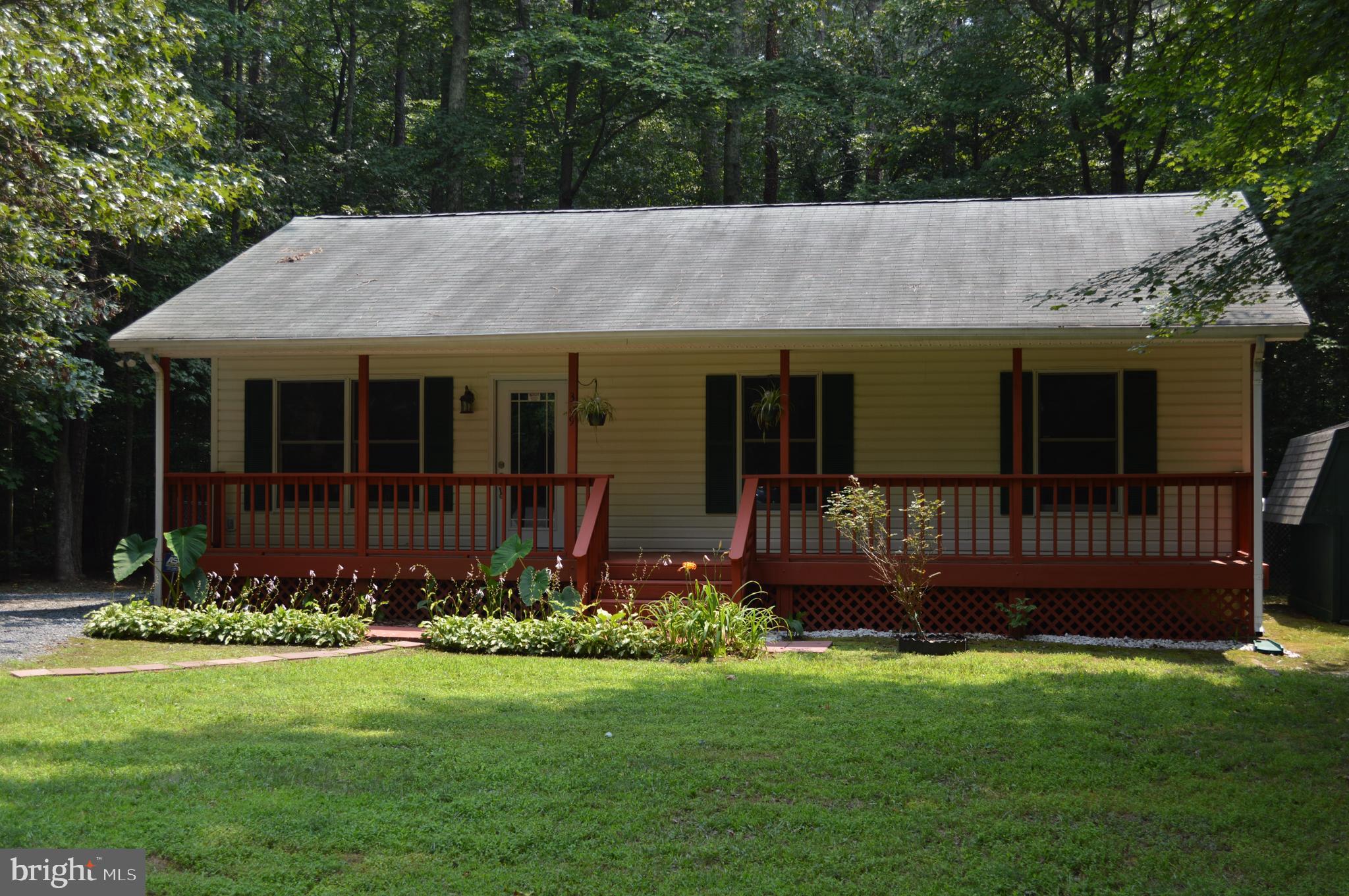 DRUM POINT - Residential Lease