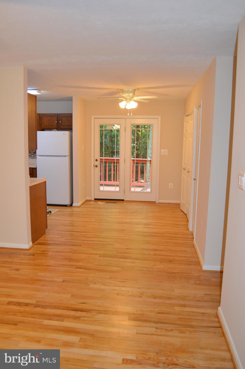 DRUM POINT - Residential Lease