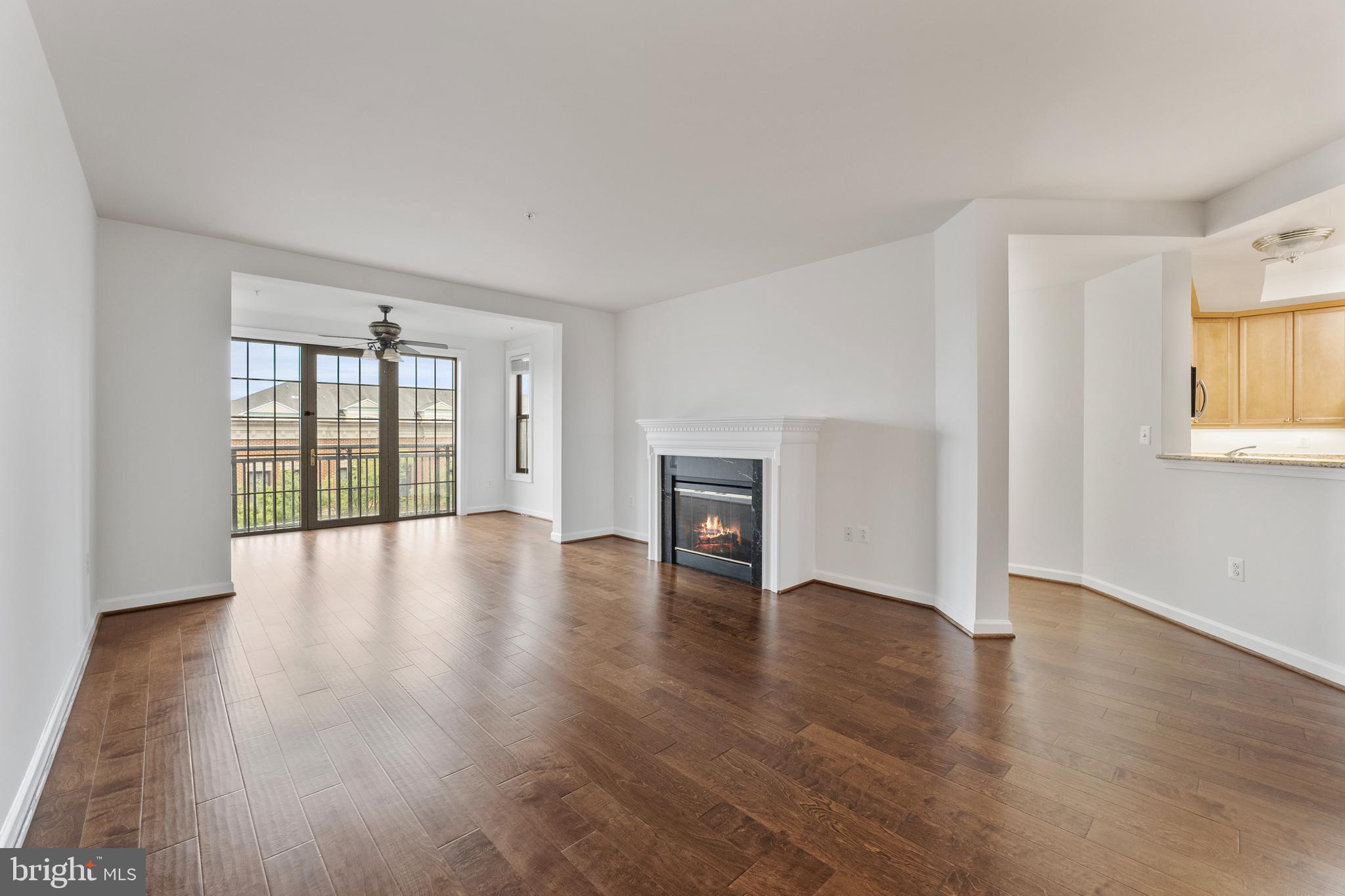 485 HARBOR SIDE STREET 405