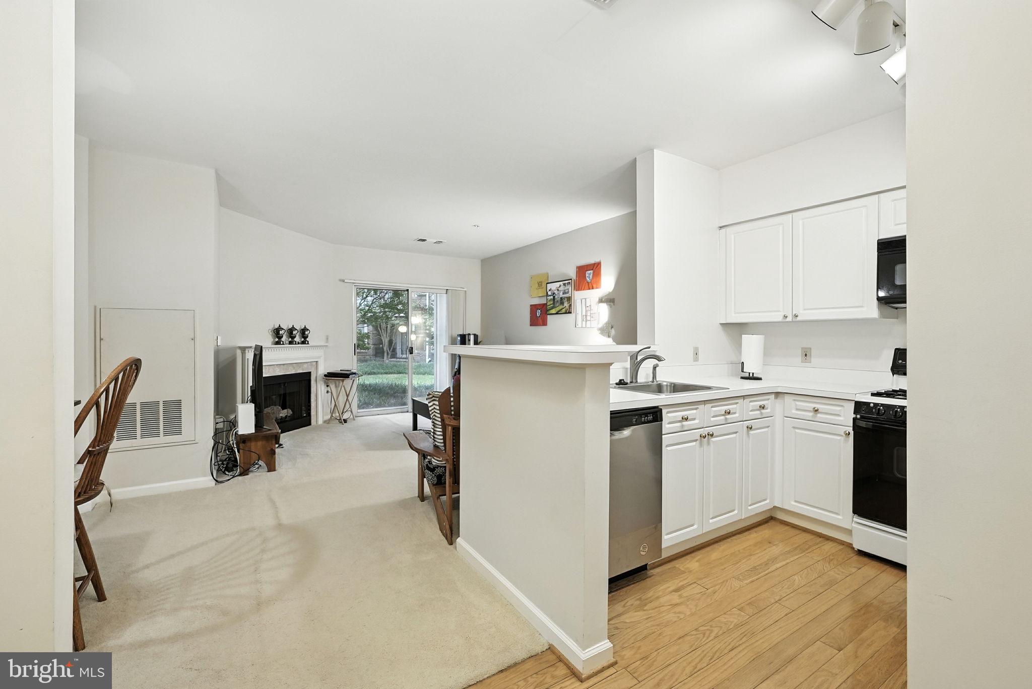 WORLDGATE CONDO - Residential