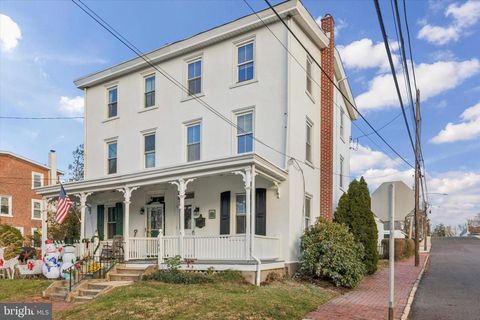 143 W MONTGOMERY AVENUE NORTH WALES PA 19454