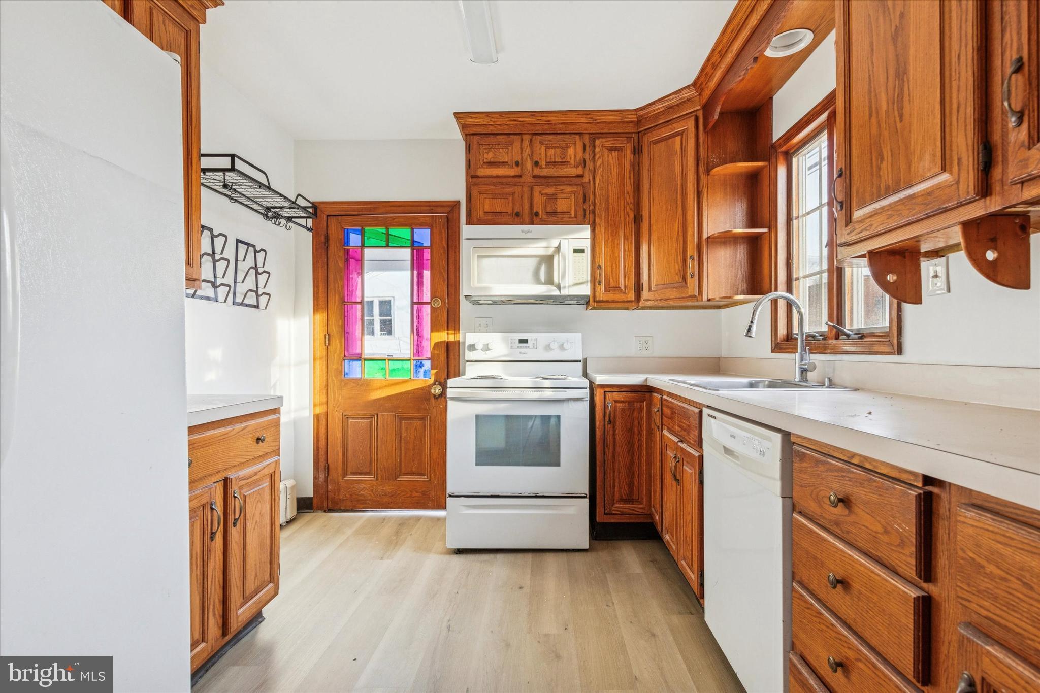 143 W MONTGOMERY AVENUE