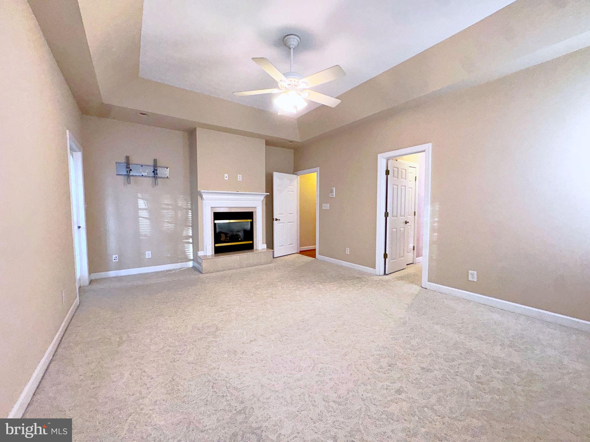 LOST ROAD ESTATES - Residential