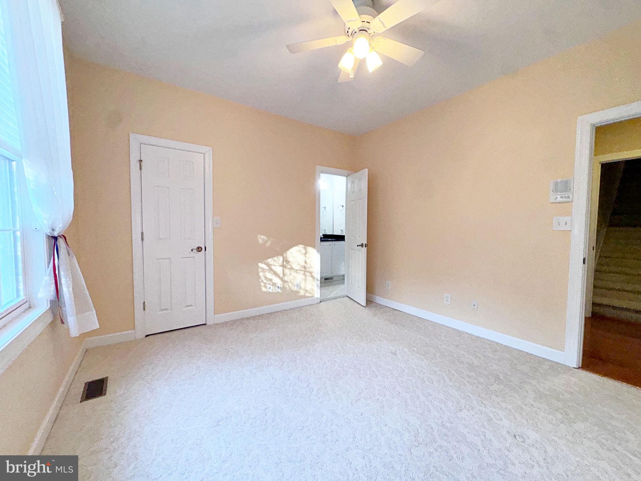 LOST ROAD ESTATES - Residential