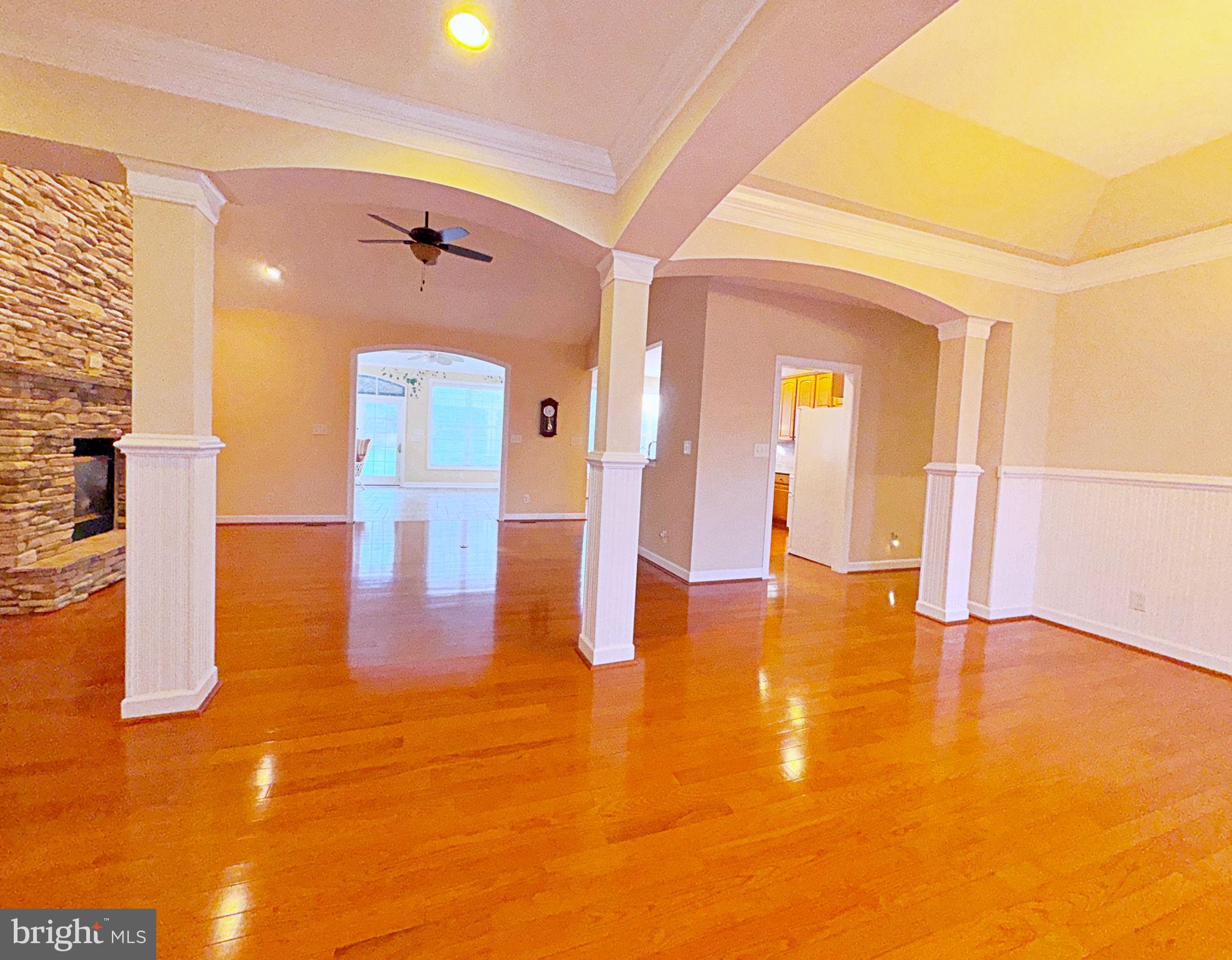 LOST ROAD ESTATES - Residential