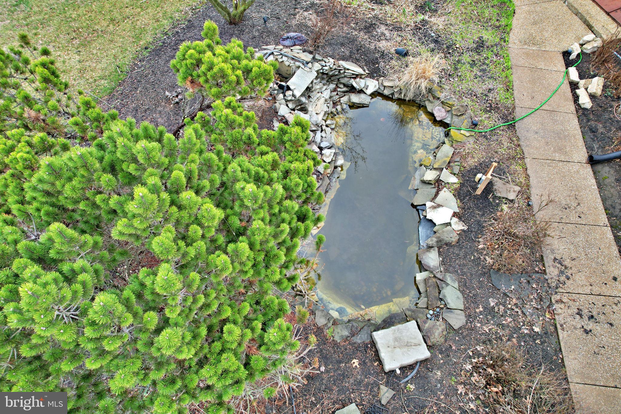 LOST ROAD ESTATES - Residential