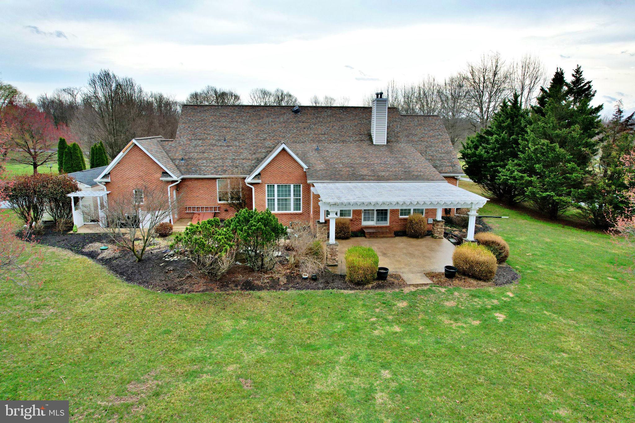 LOST ROAD ESTATES - Residential