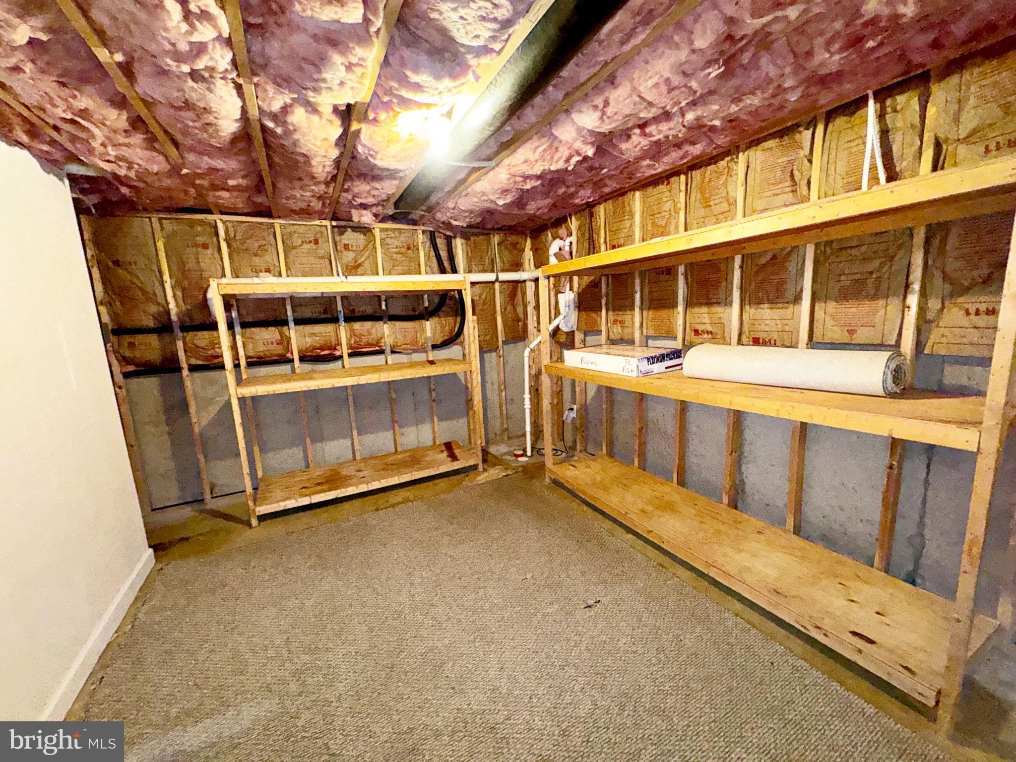 LOST ROAD ESTATES - Residential