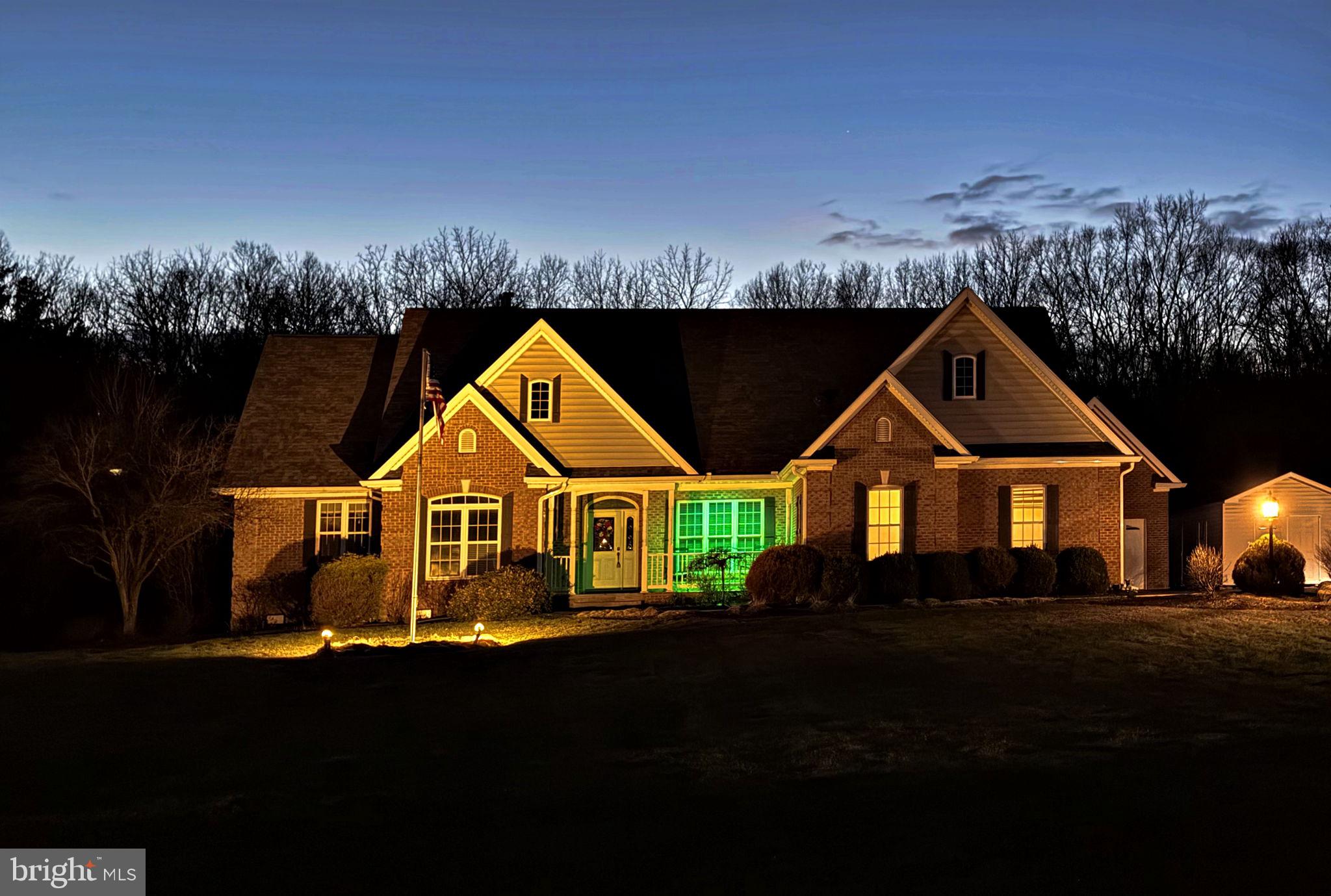 LOST ROAD ESTATES - Residential