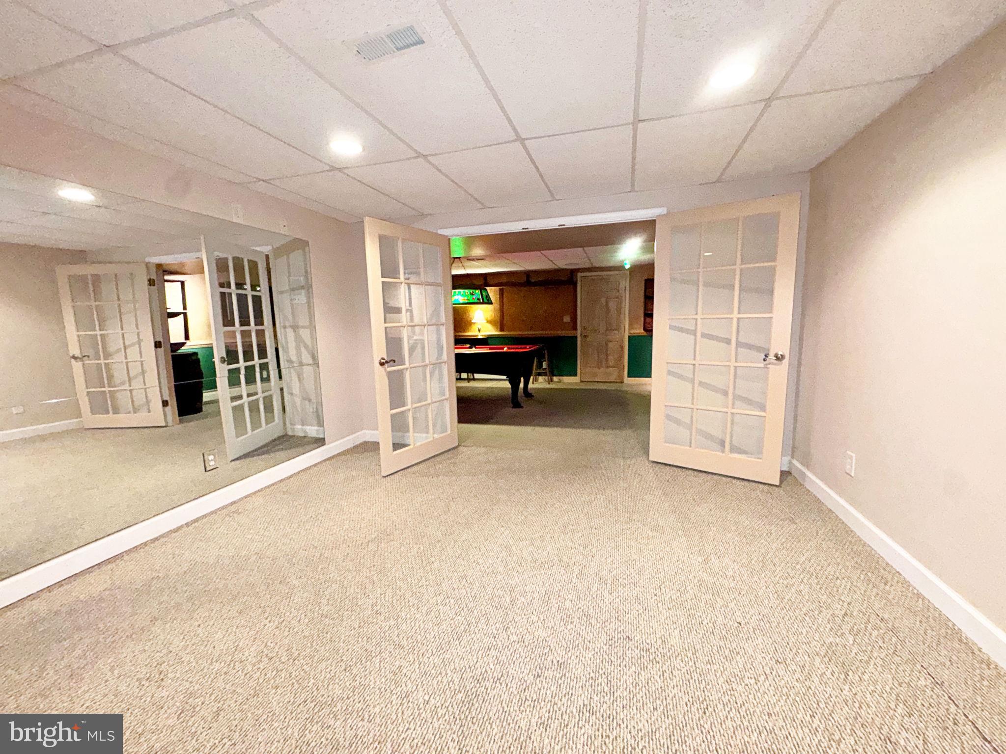 LOST ROAD ESTATES - Residential