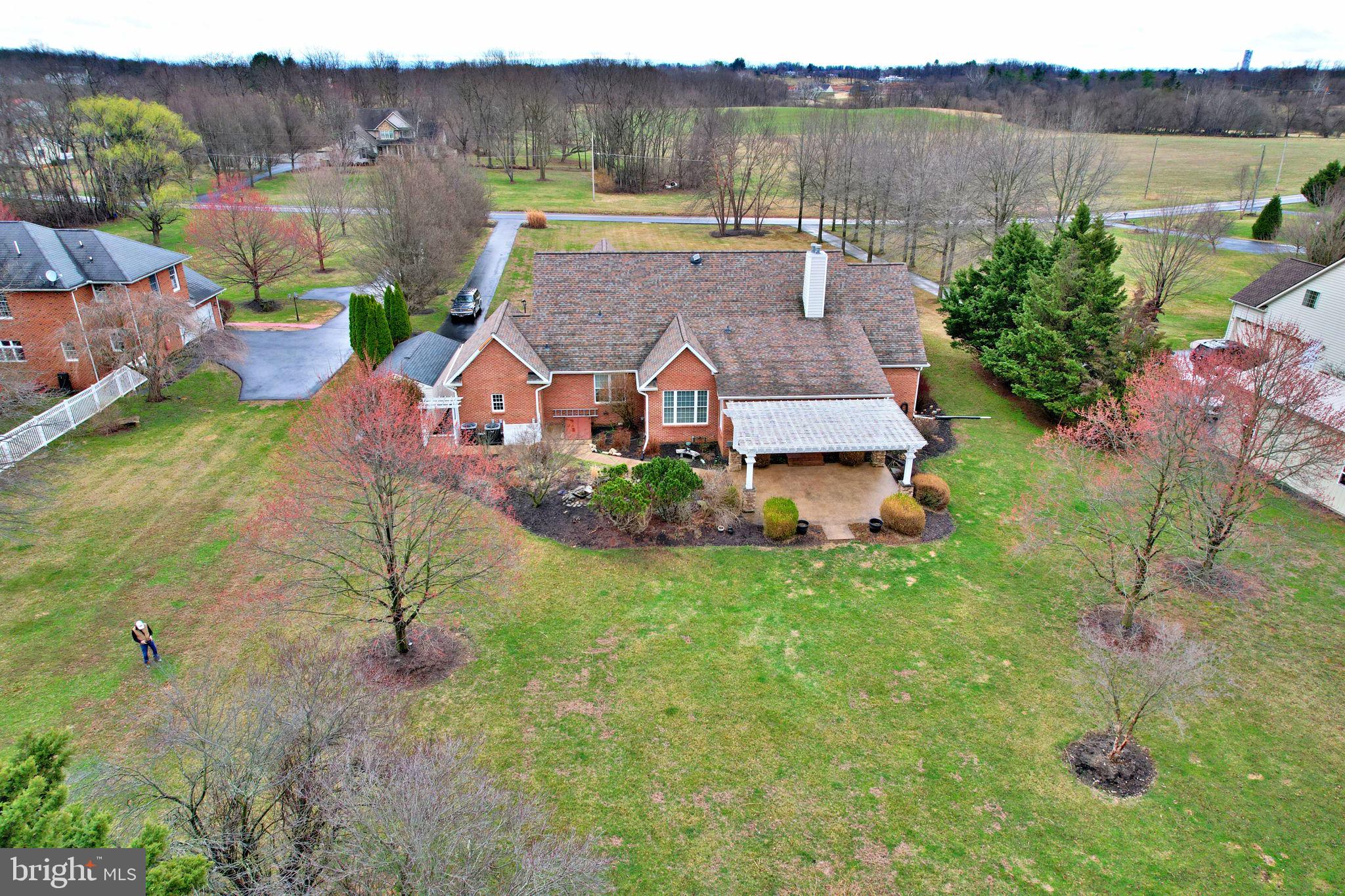 LOST ROAD ESTATES - Residential