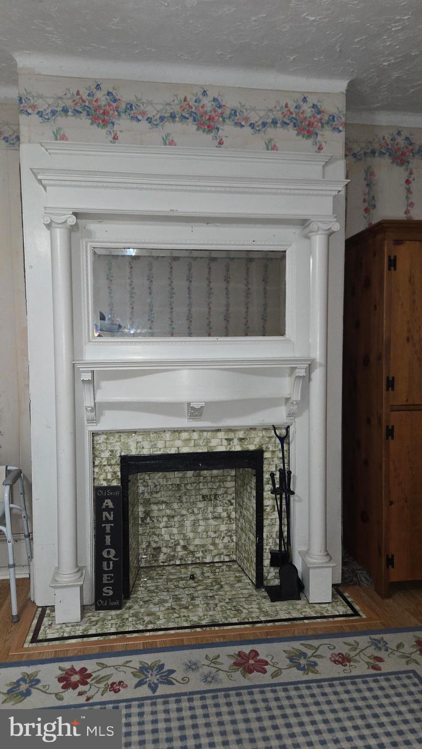 COBBS CREEK - Residential