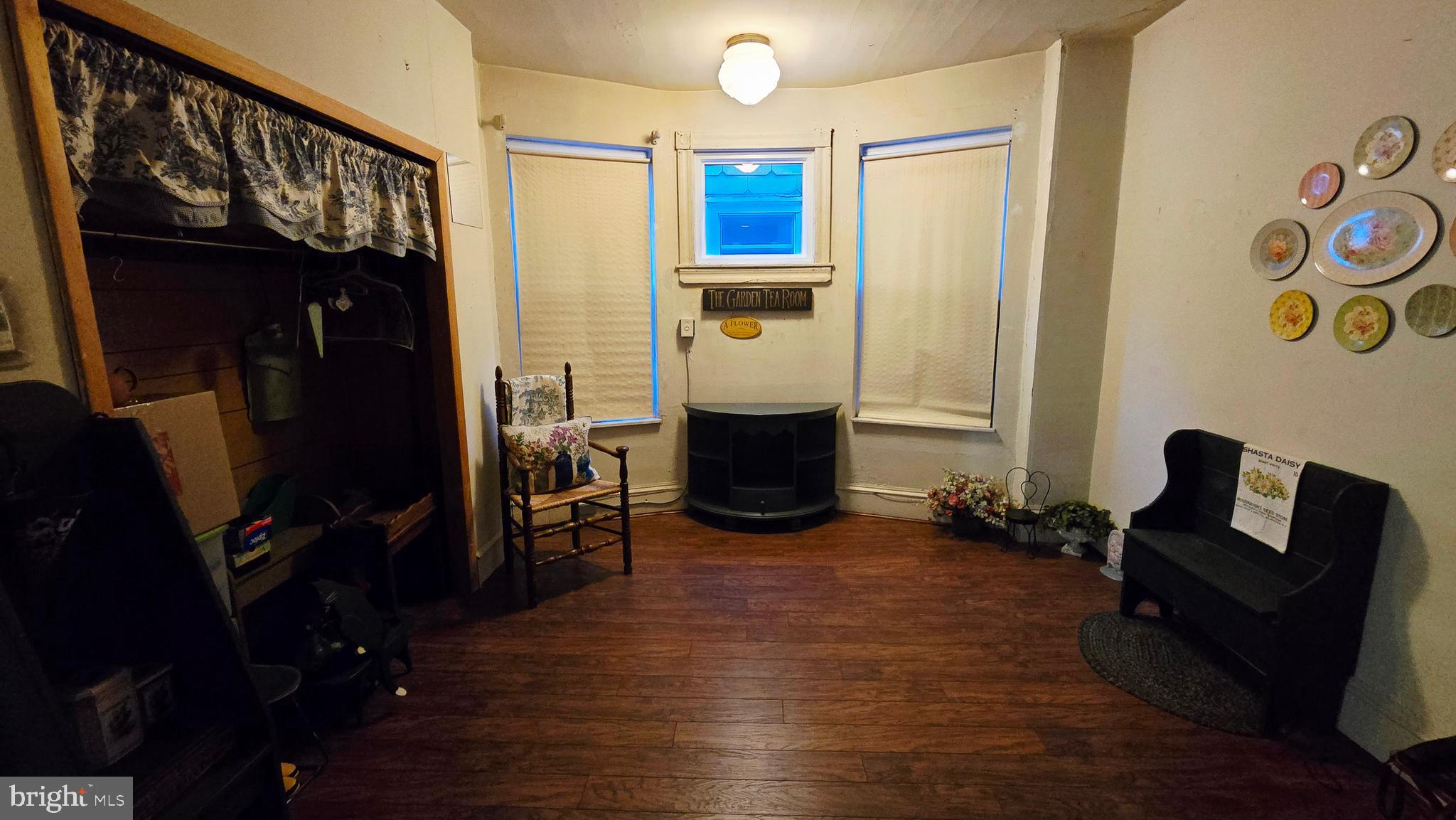 COBBS CREEK - Residential