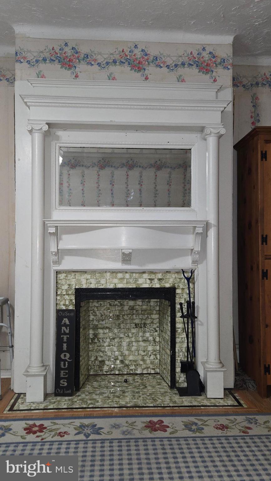 COBBS CREEK - Residential