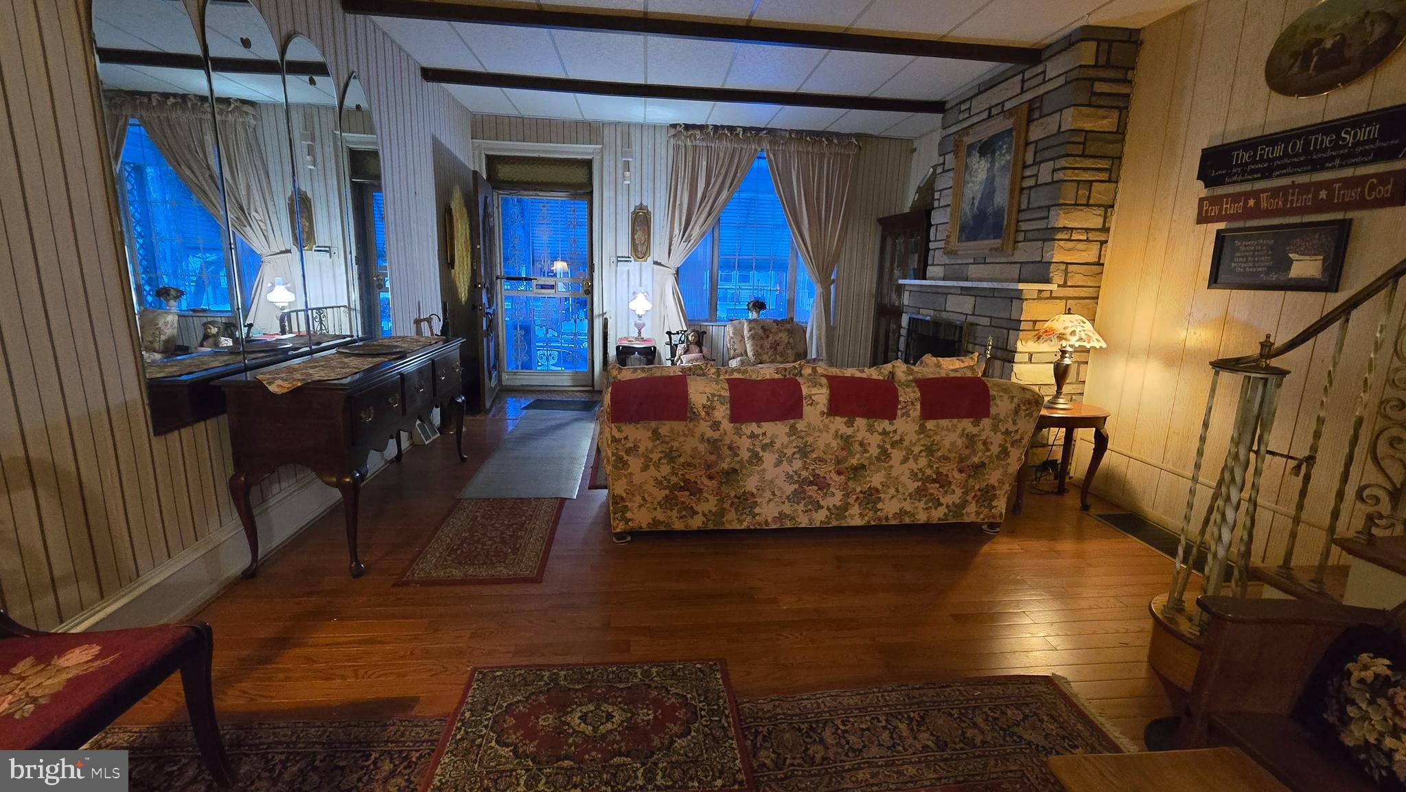 COBBS CREEK - Residential