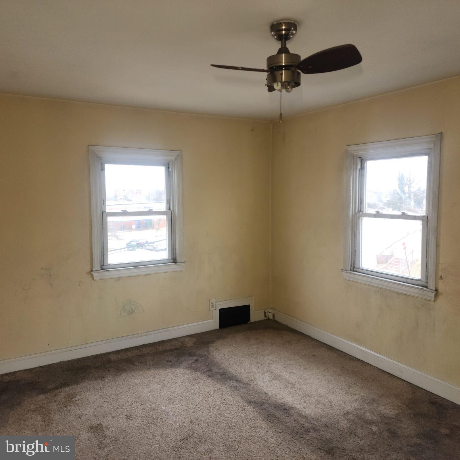 ARLINGTON - Residential