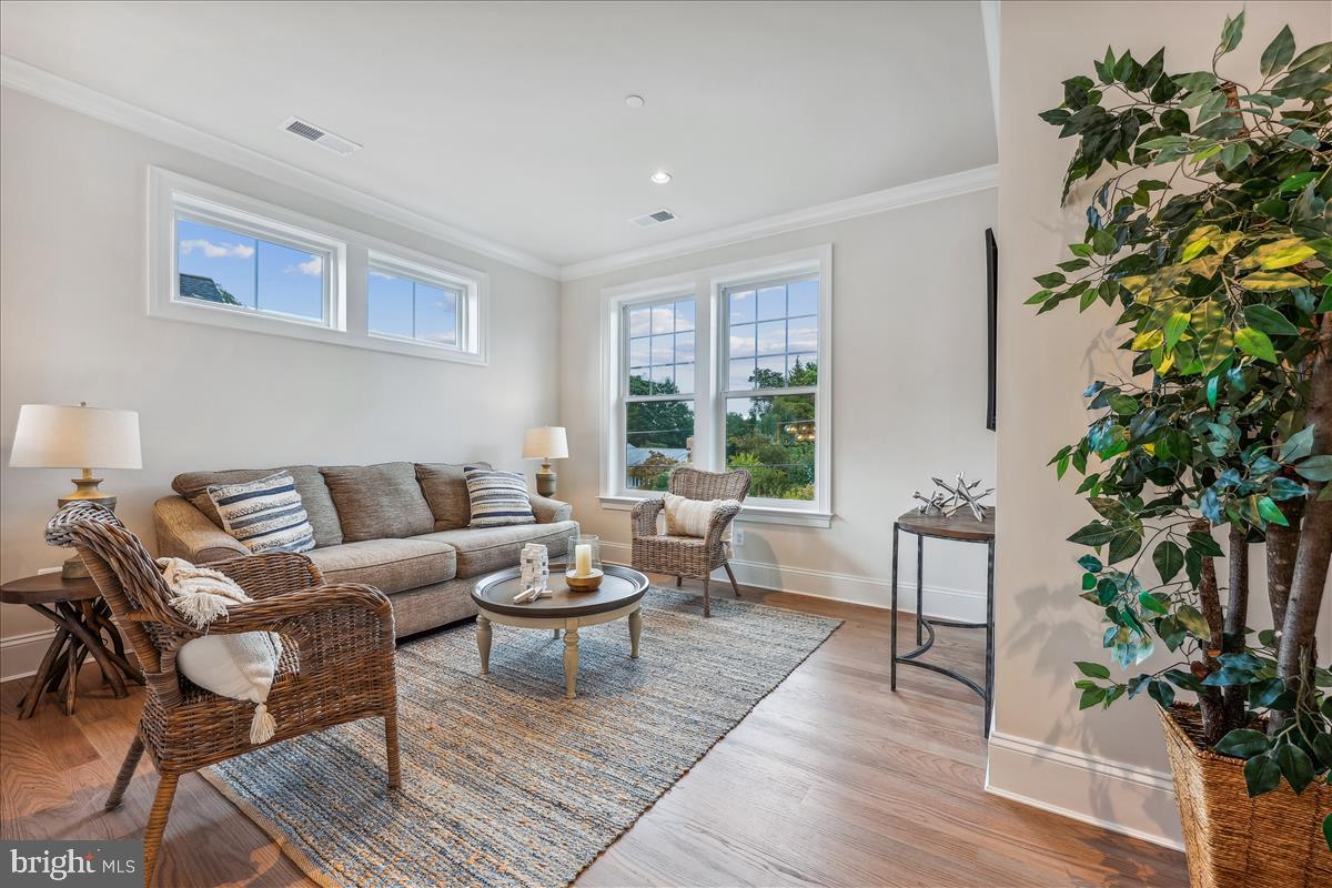 COHASSET - Residential