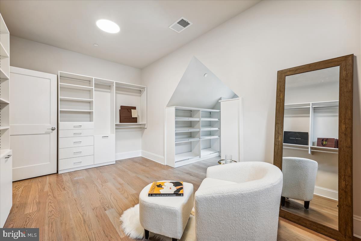 COHASSET - Residential