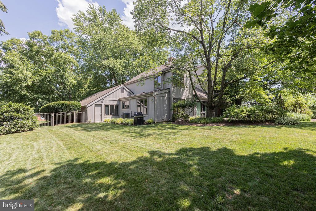 Photo of 866 Weber Drive, YARDLEY, PA 19067 (MLS # PABU2100024)