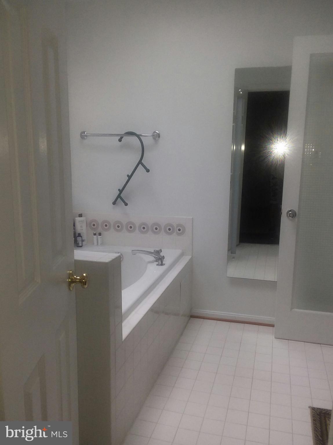 HIGHBRIDGE PLAT 10 - Residential Lease