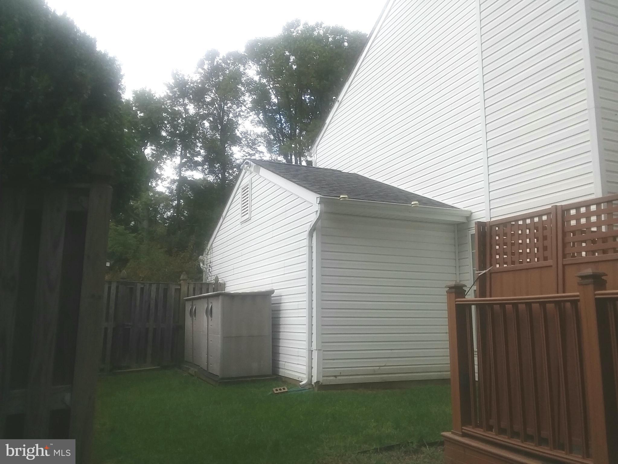 HIGHBRIDGE PLAT 10 - Residential Lease