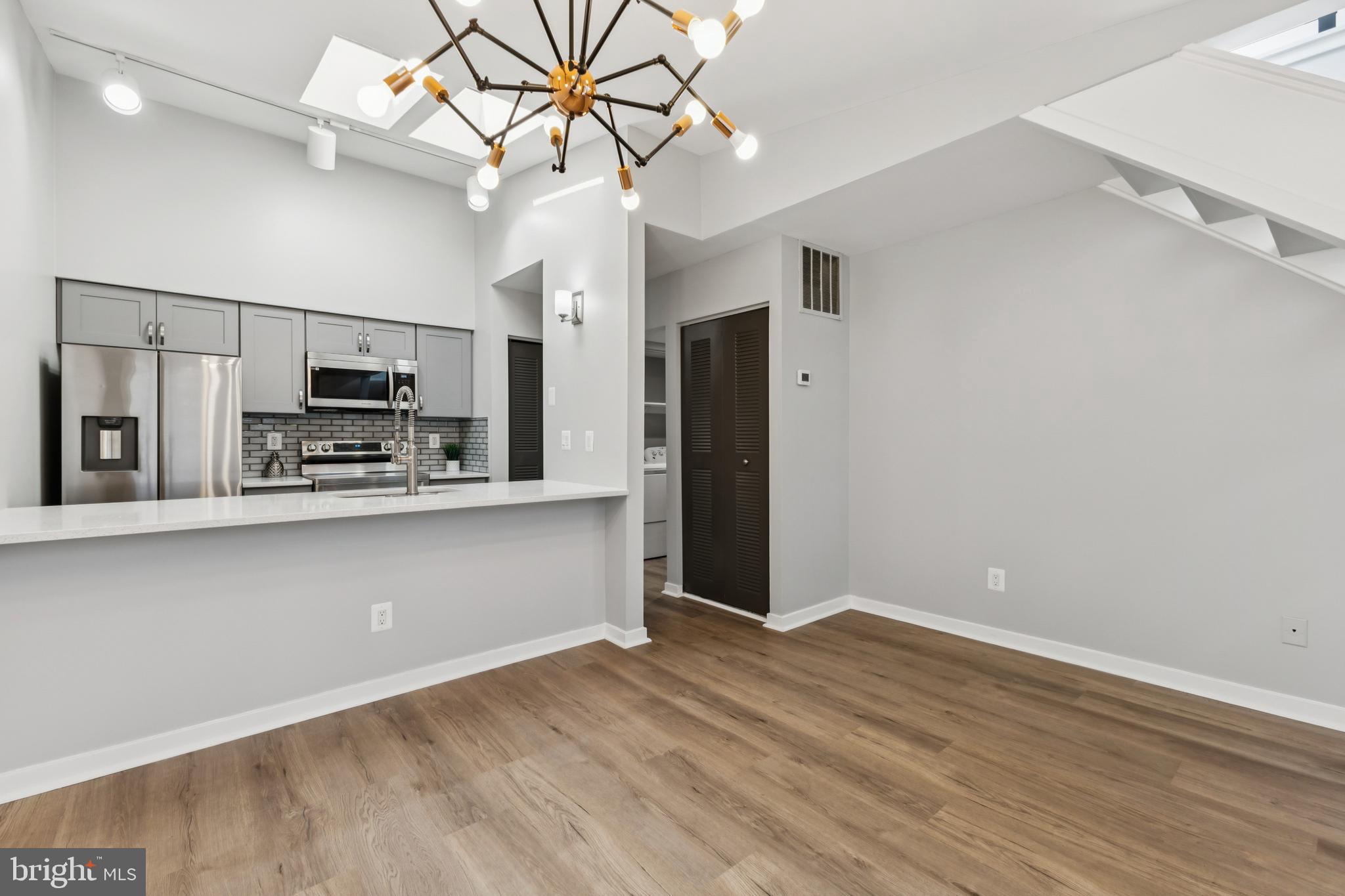 DOCKSIDE - Residential