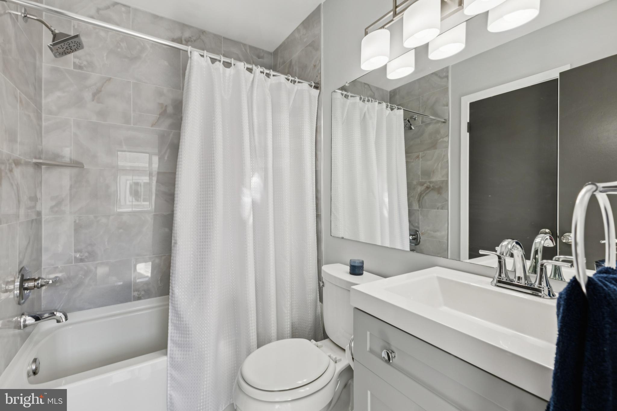 DOCKSIDE - Residential