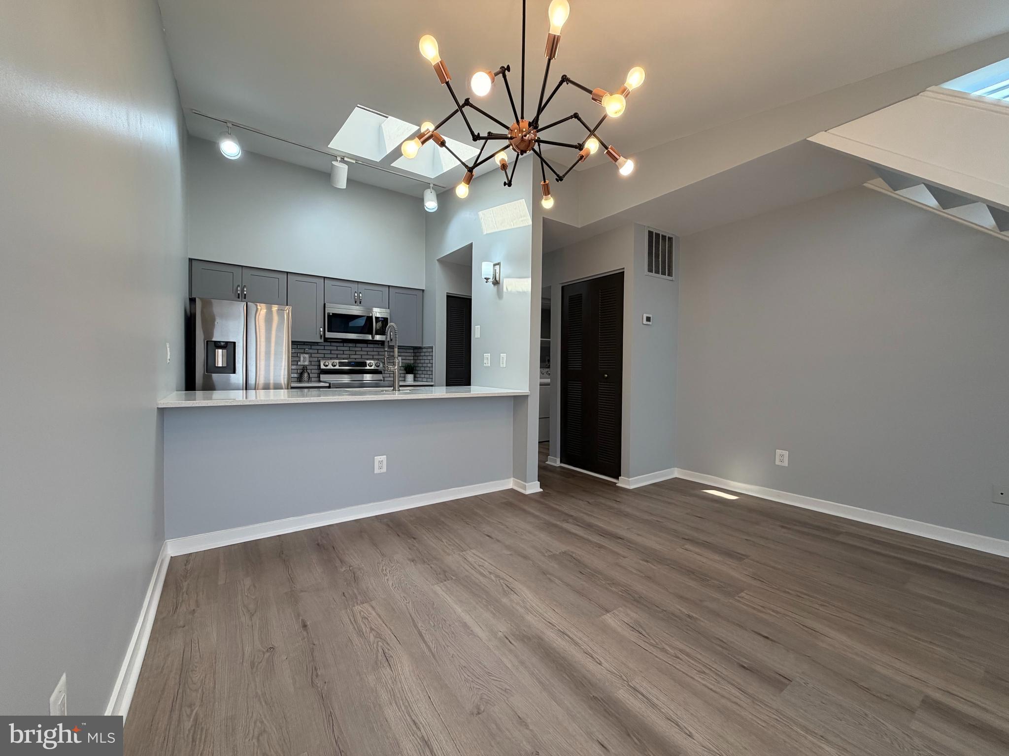 9814 DOCKSIDE TERRACE