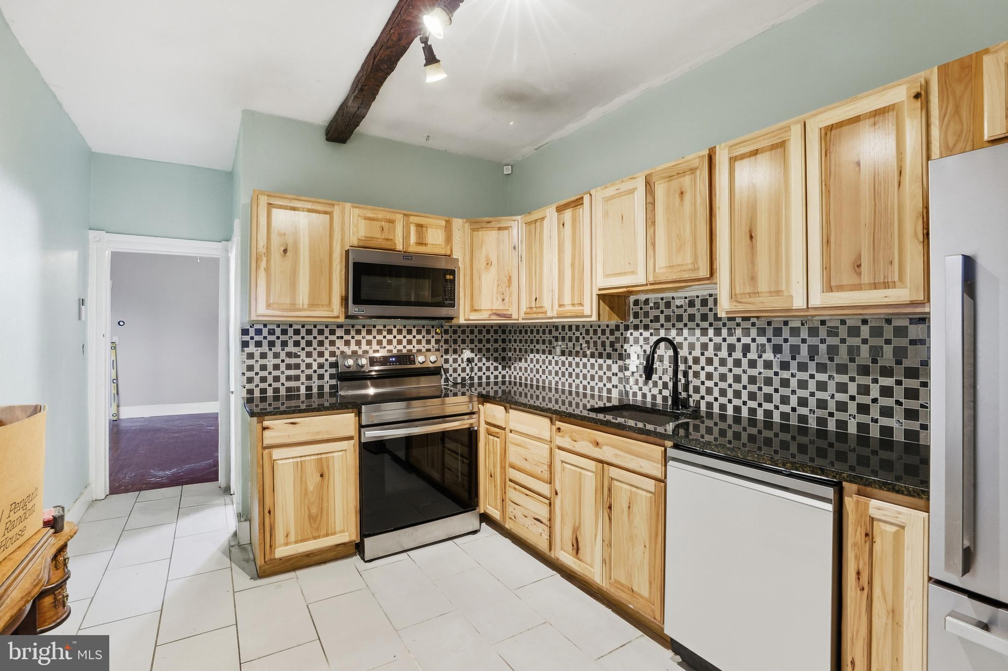 DOWNTOWN WESTMINSTER - Residential