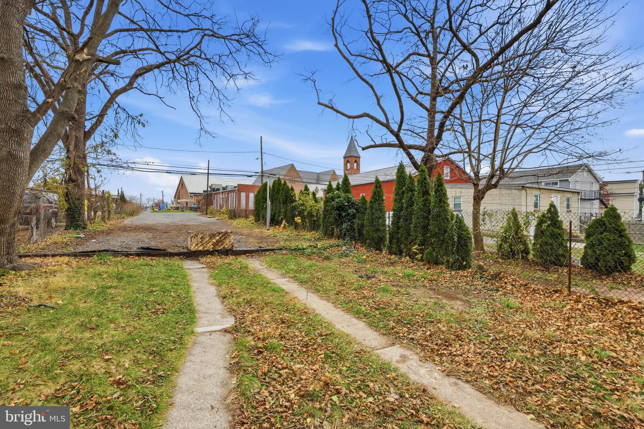 DOWNTOWN WESTMINSTER - Residential