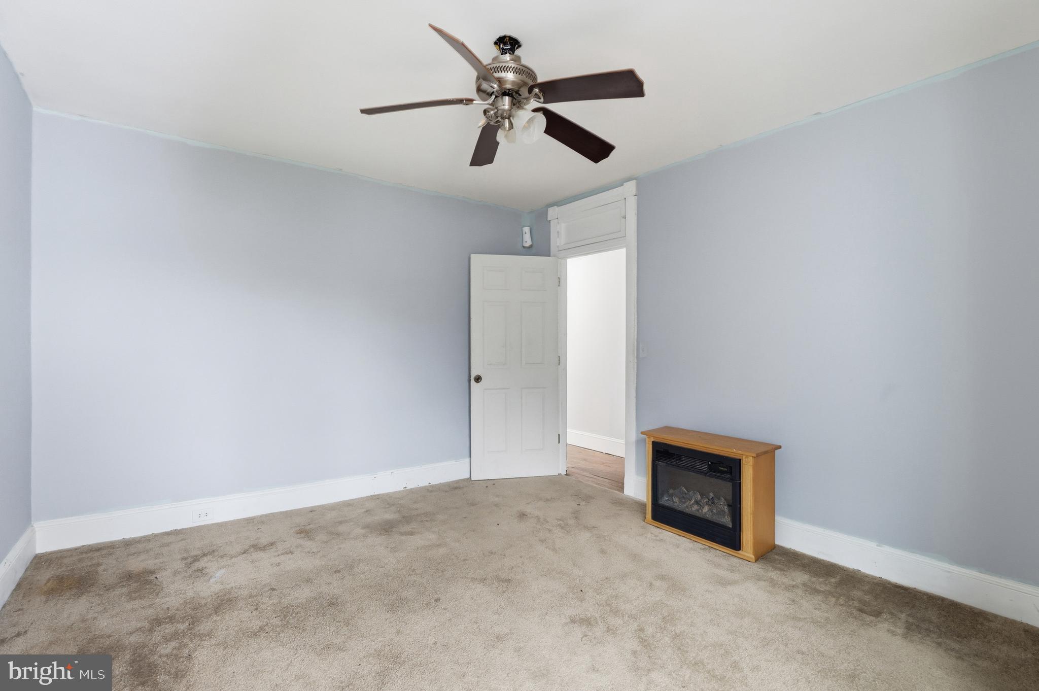 DOWNTOWN WESTMINSTER - Residential