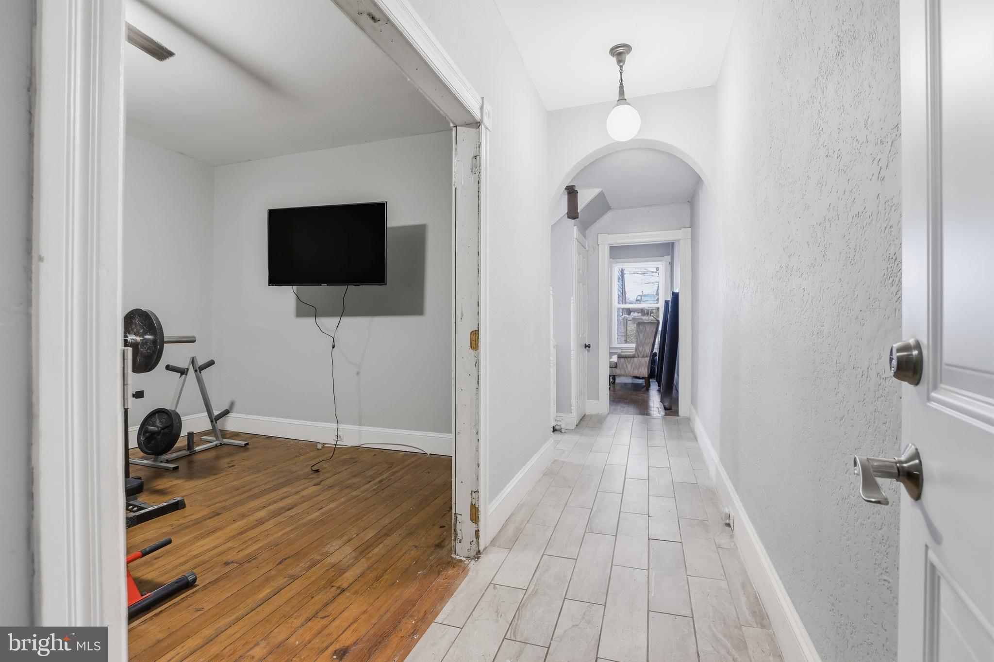 DOWNTOWN WESTMINSTER - Residential