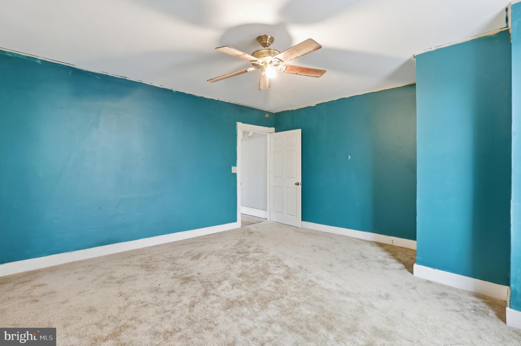 DOWNTOWN WESTMINSTER - Residential