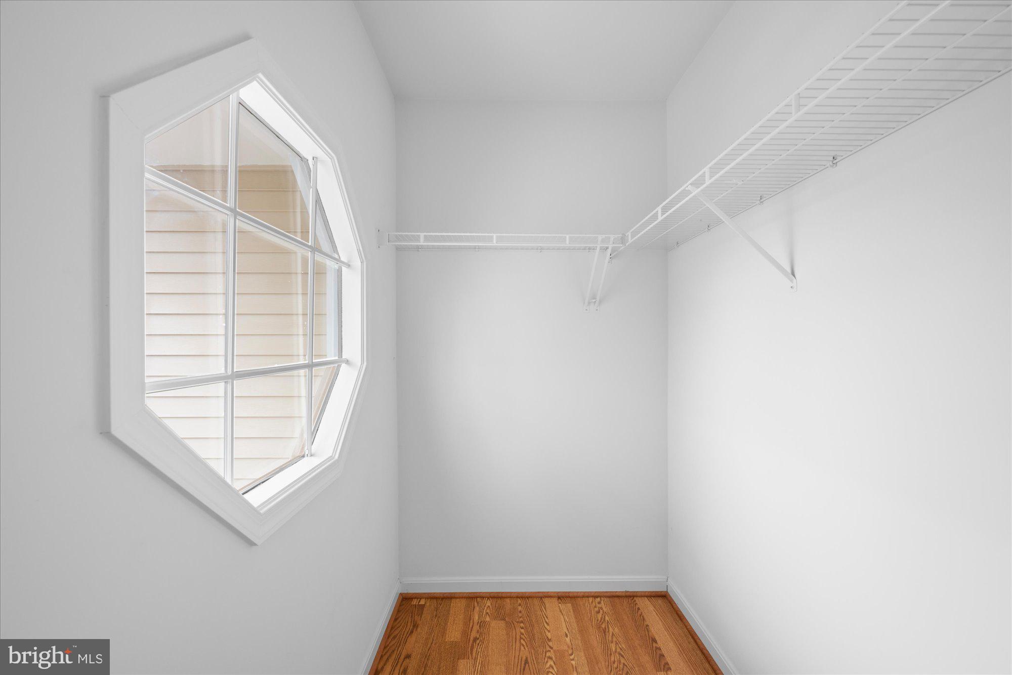 GREAT OAK - Residential