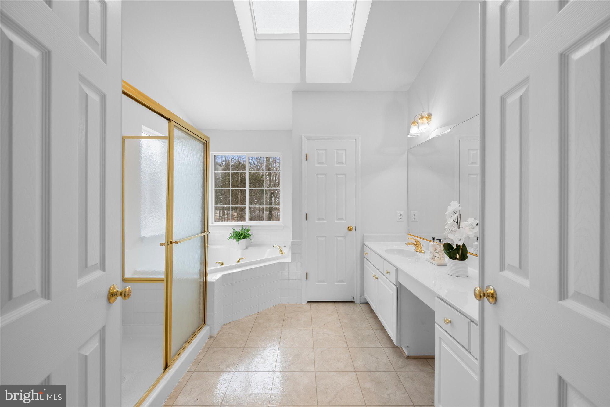 GREAT OAK - Residential