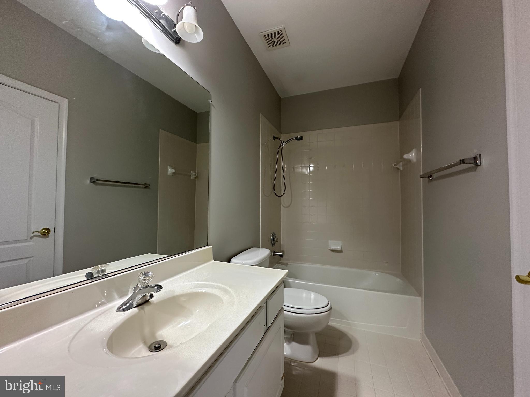 FOREST PARK - Residential Lease