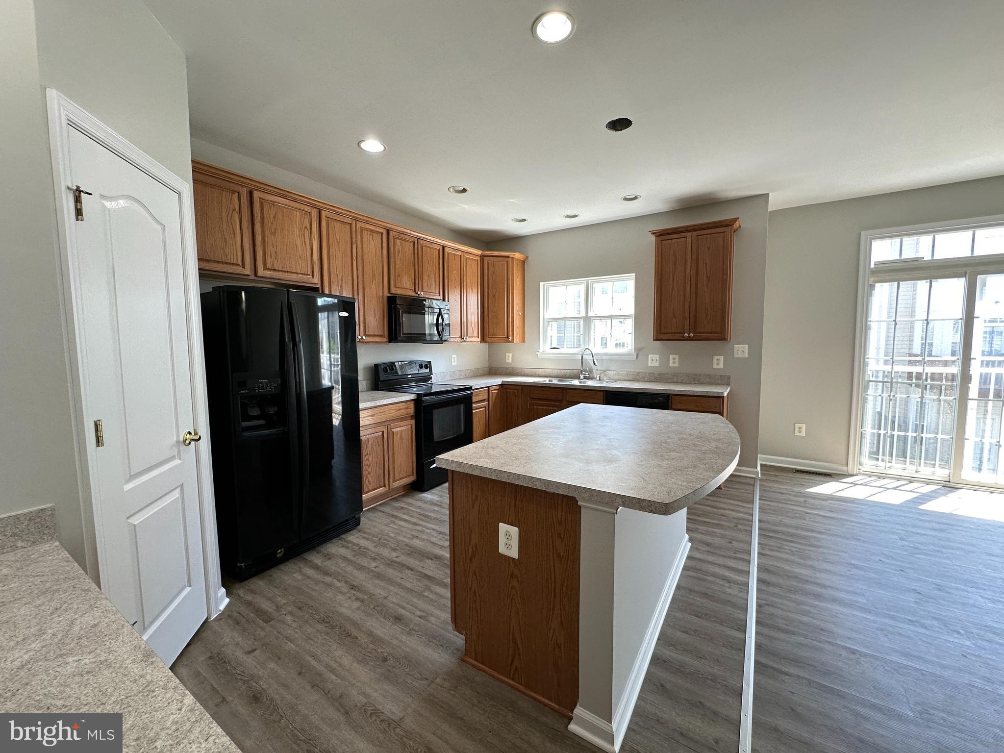 FOREST PARK - Residential Lease