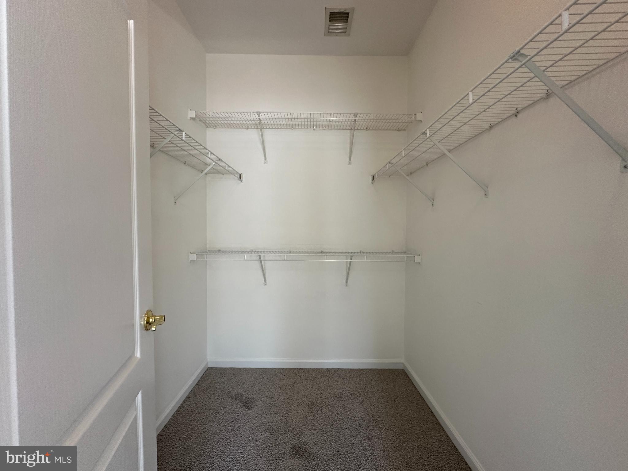 FOREST PARK - Residential Lease