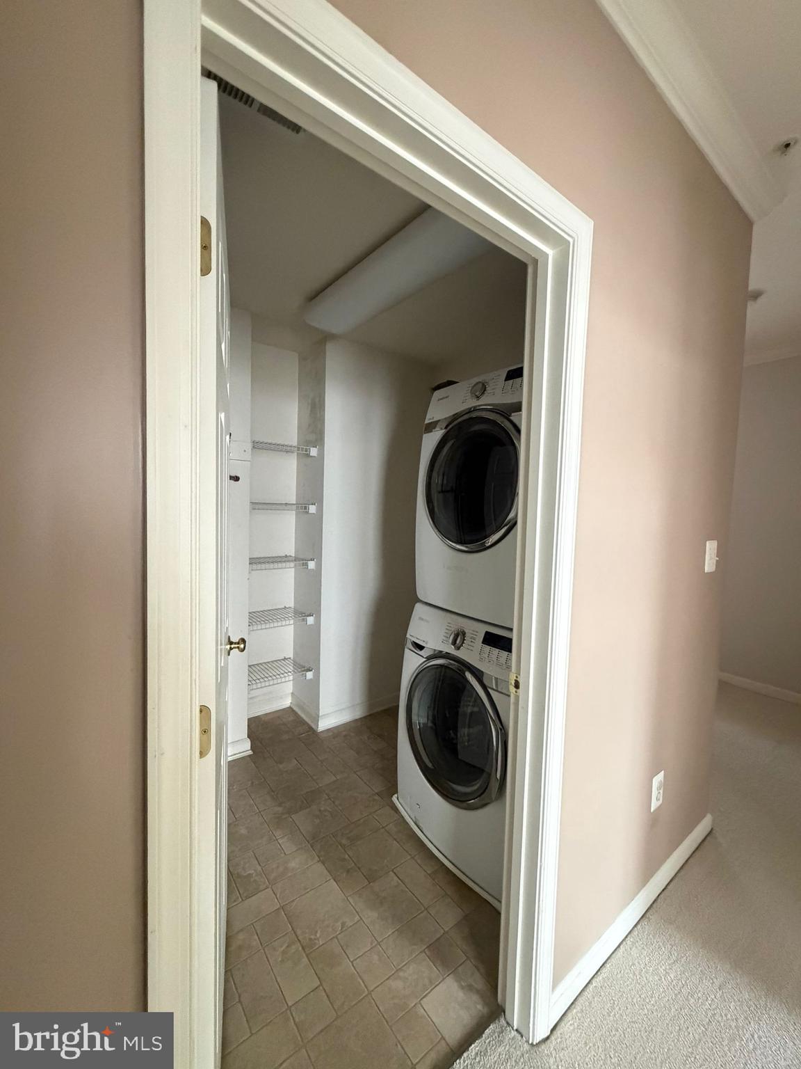 ELKRIDGE CROSSING - Residential Lease