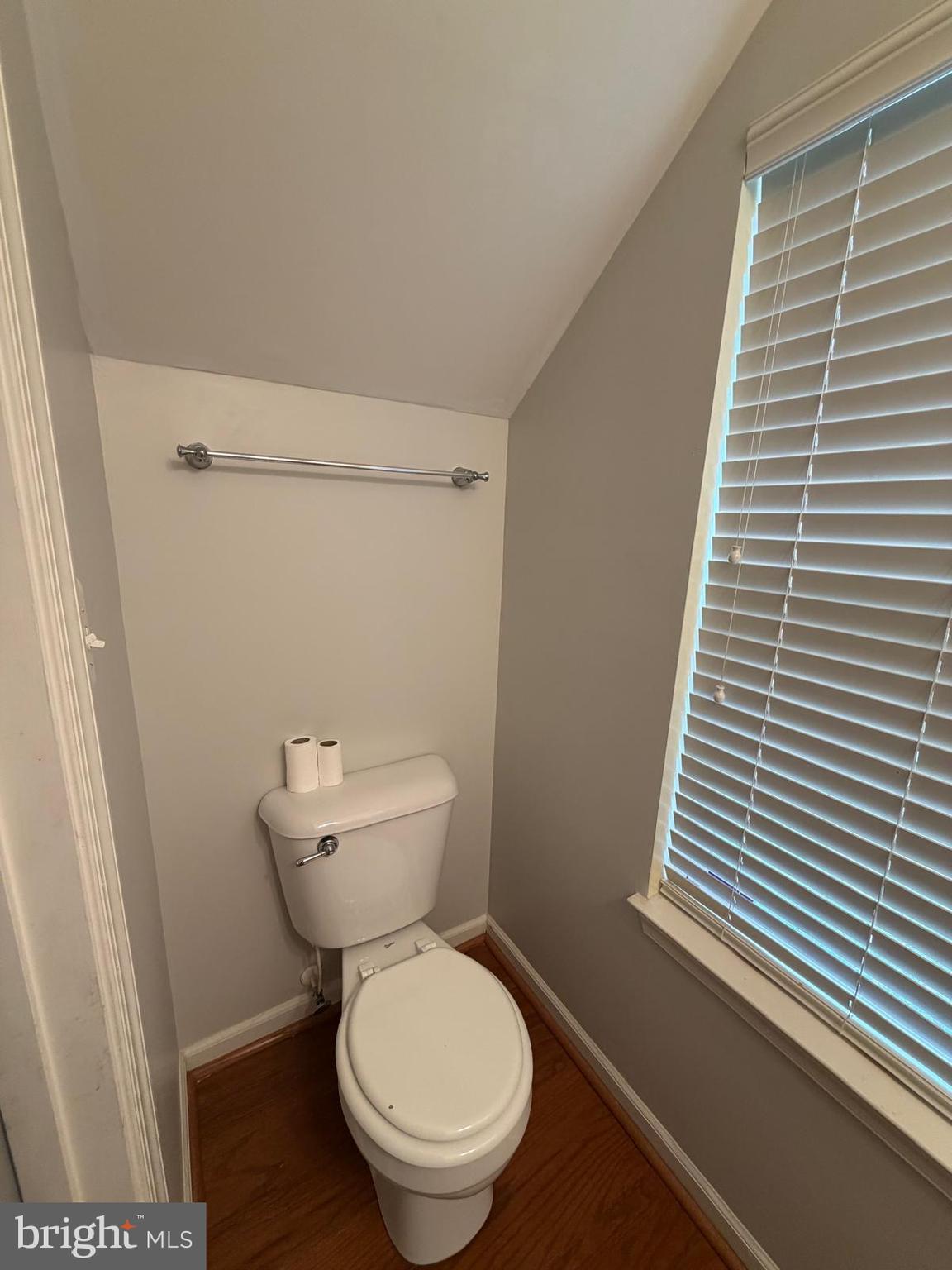 ELKRIDGE CROSSING - Residential Lease