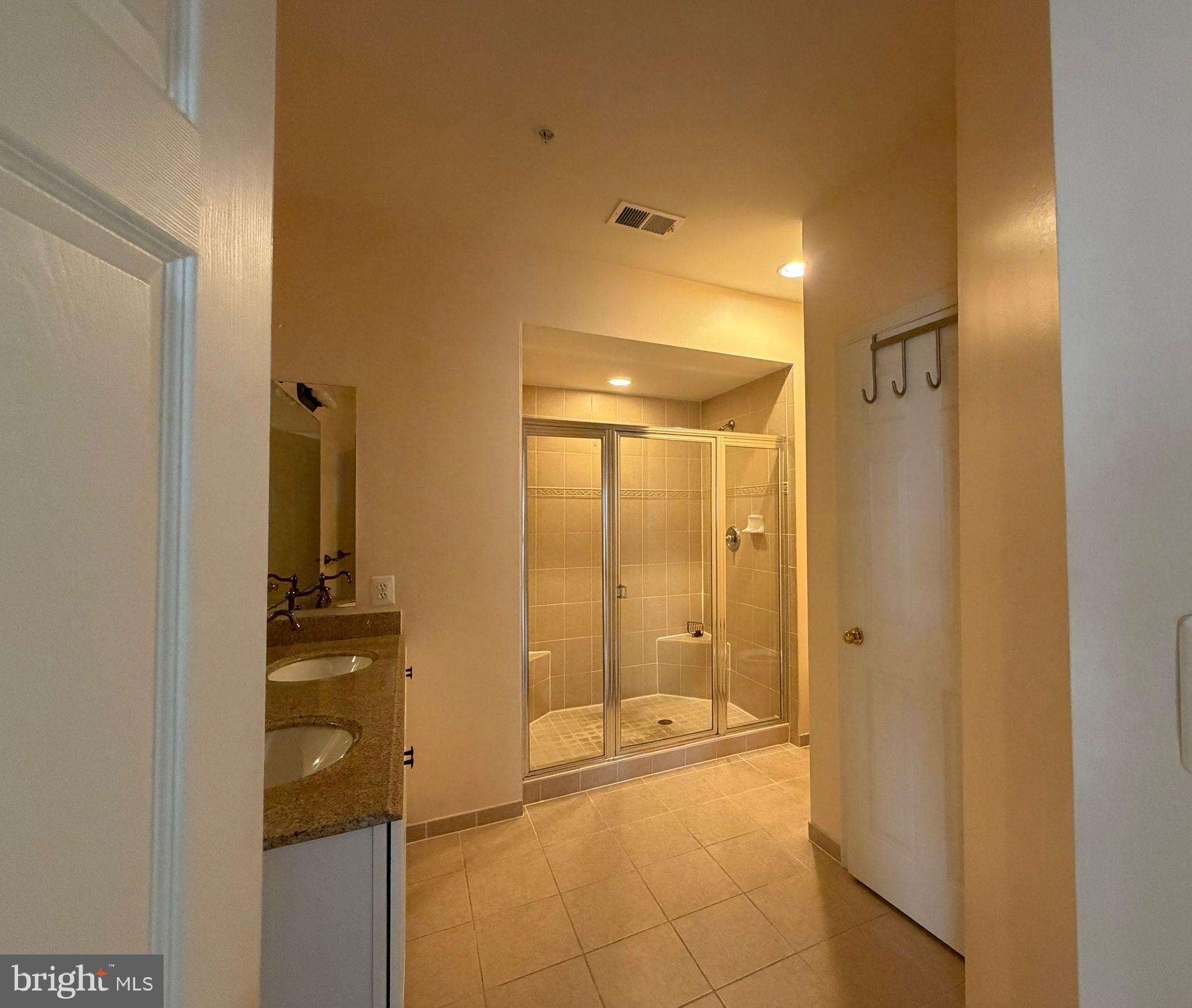 ELKRIDGE CROSSING - Residential Lease