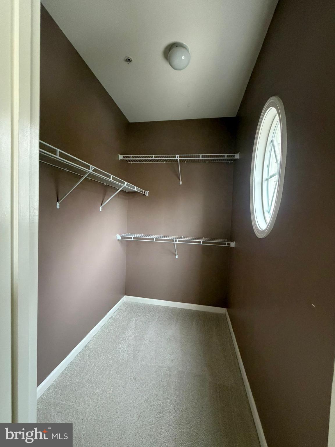 ELKRIDGE CROSSING - Residential Lease