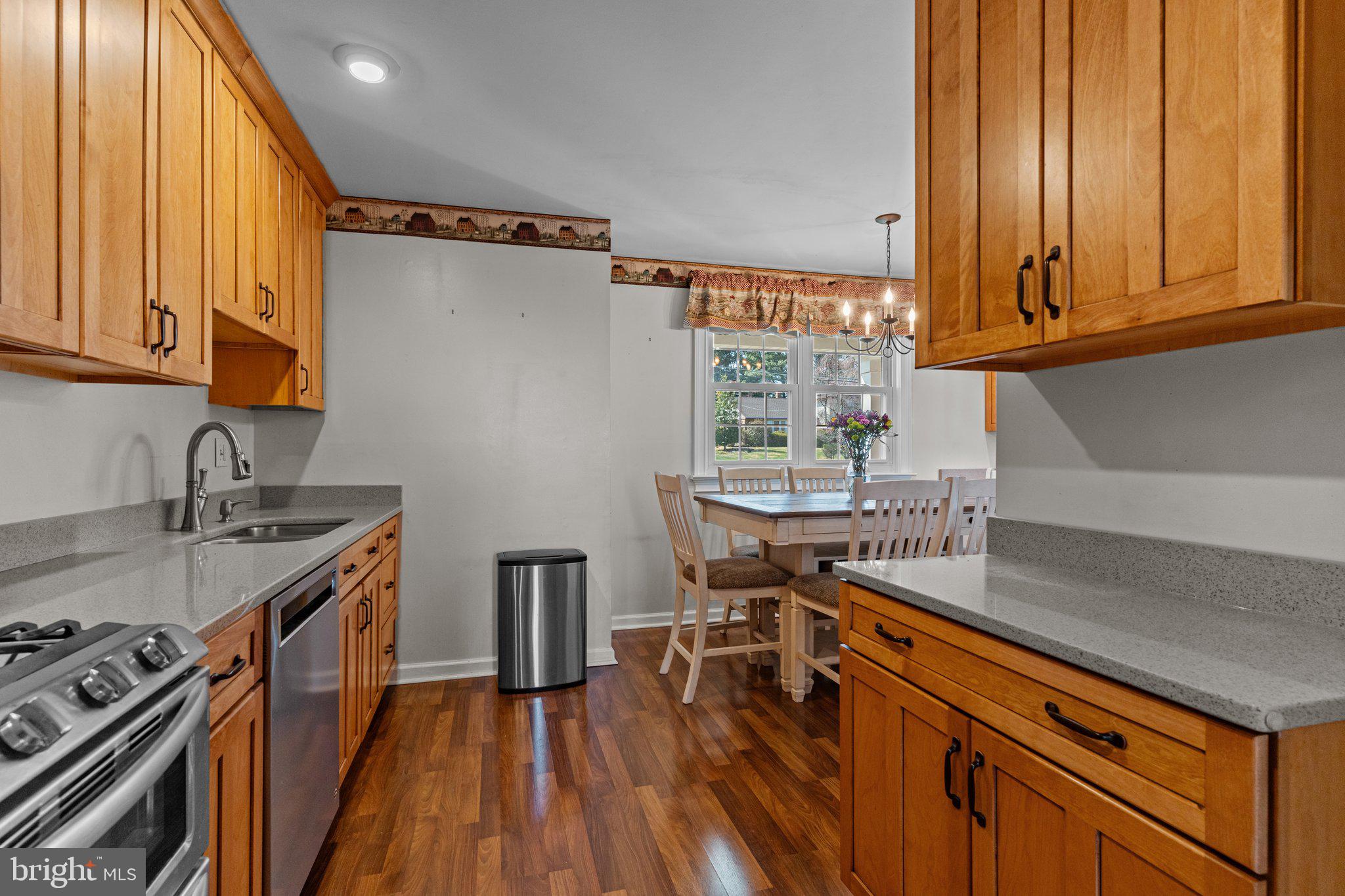 HILLCREST FARMS - Residential