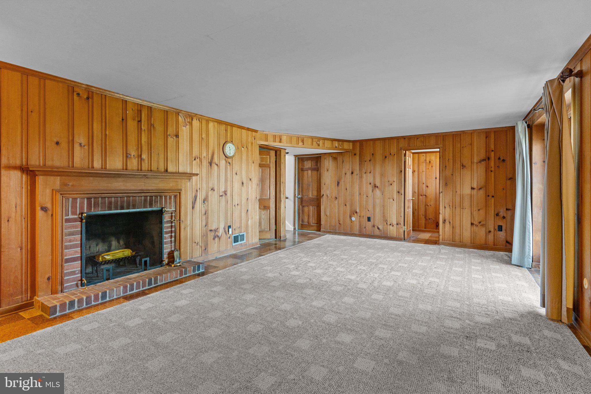 HILLCREST FARMS - Residential