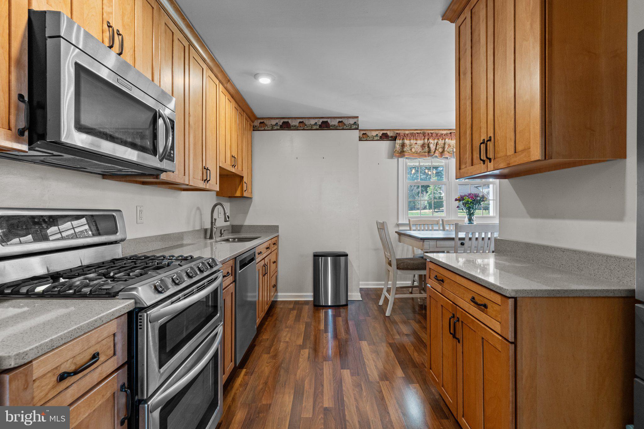 HILLCREST FARMS - Residential