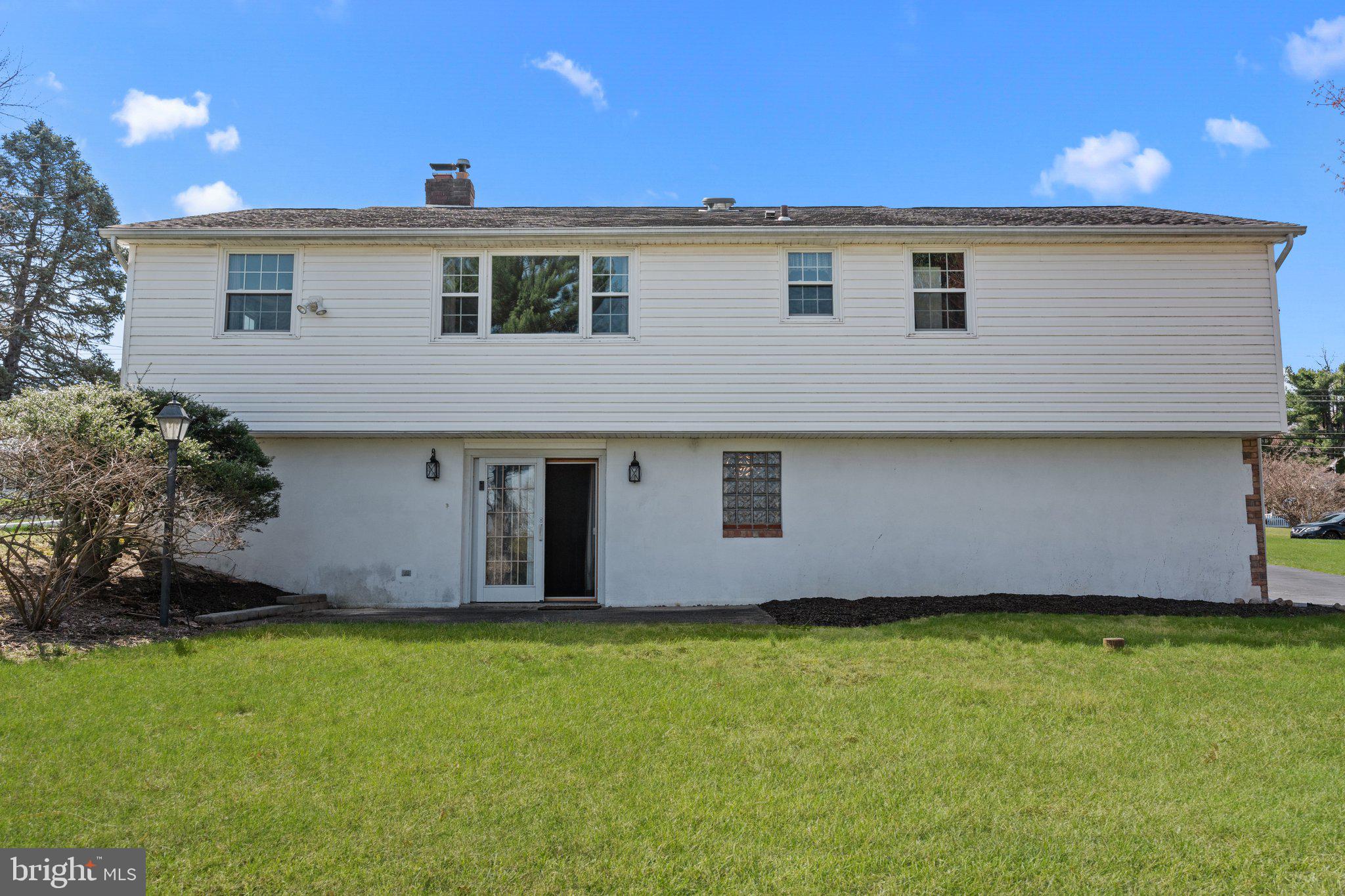 HILLCREST FARMS - Residential