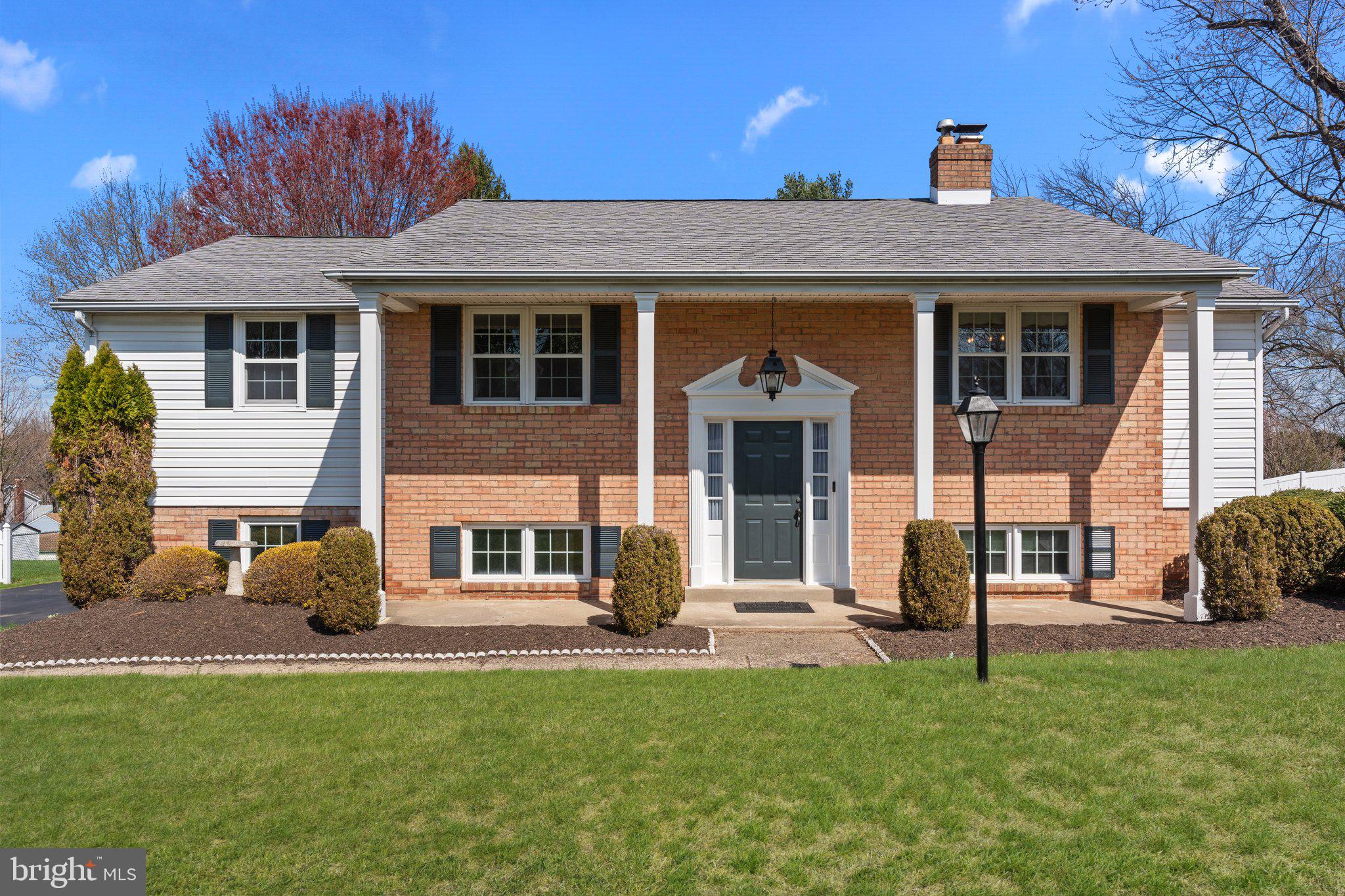 HILLCREST FARMS - Residential