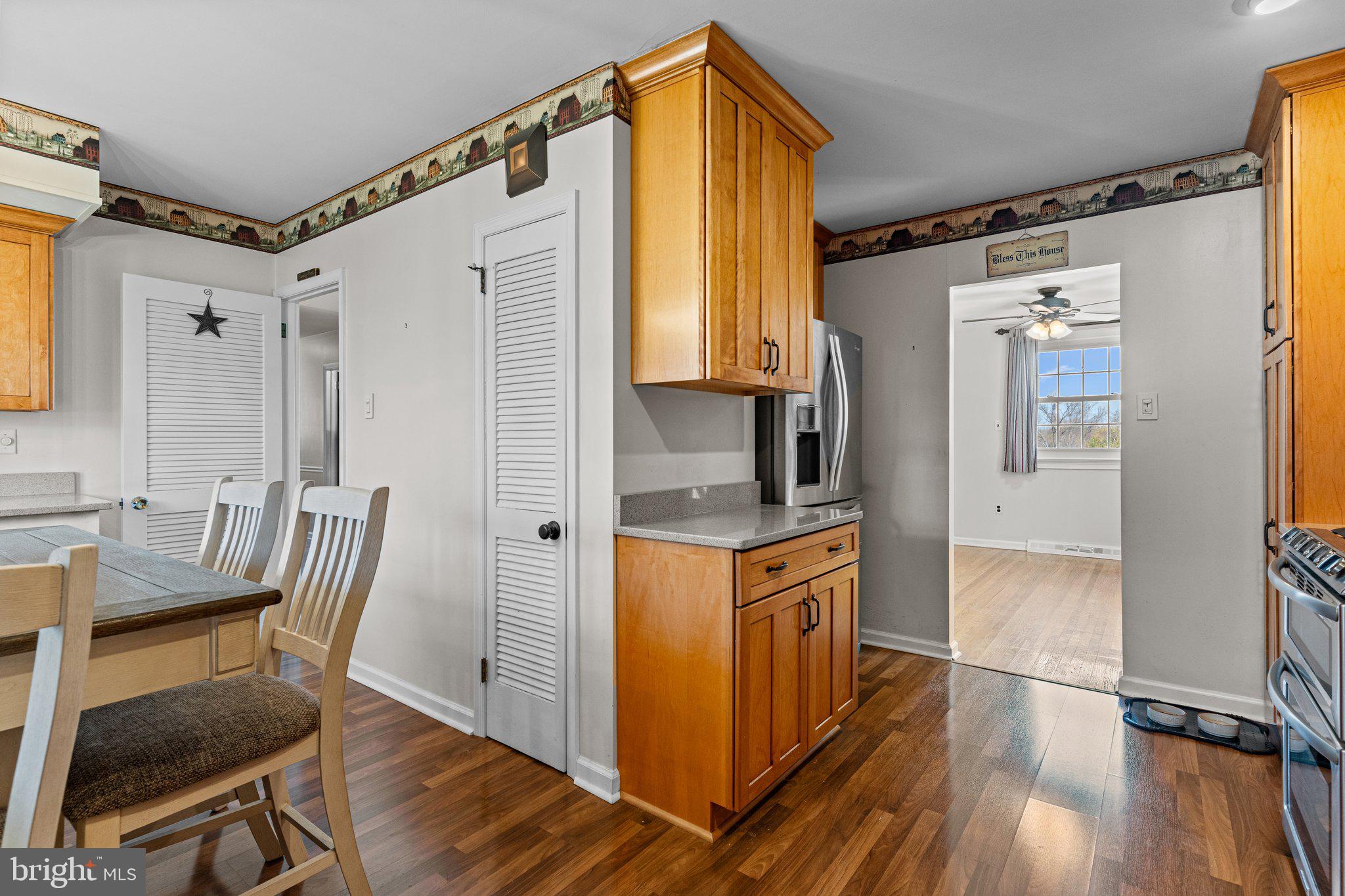 HILLCREST FARMS - Residential